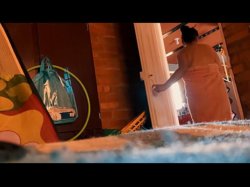 ❤️ Mae fy ewythr yn fy dilyn i mewn i'r gawod, mae'n fy ffycin tra byddaf yn cymryd cawod. Porno ar cy.fotonovelasxxx.ru ❌❤